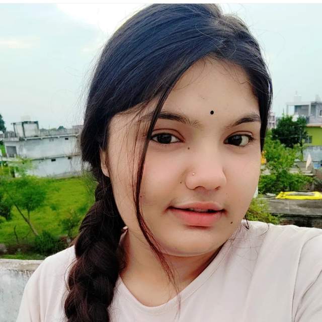 Rashi raghuwanshi profile