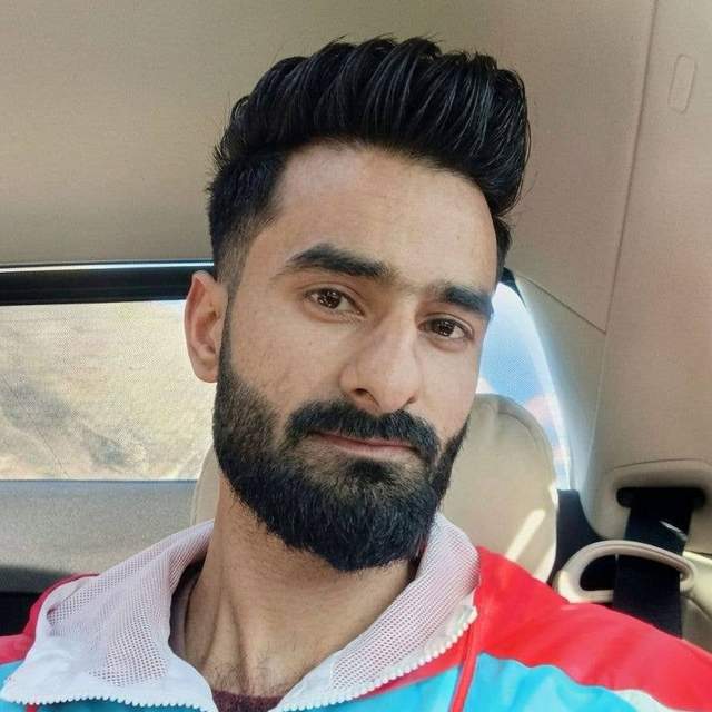Raashid Rafiq Beig profile
