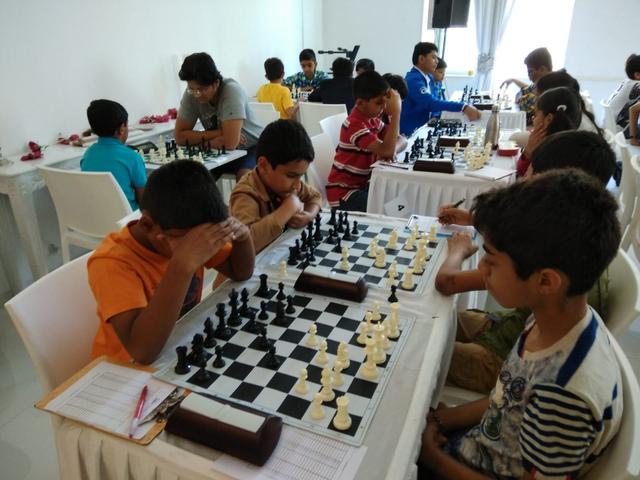 Chess Training by Mullu Durga Prasad: Beginner to Advanced
