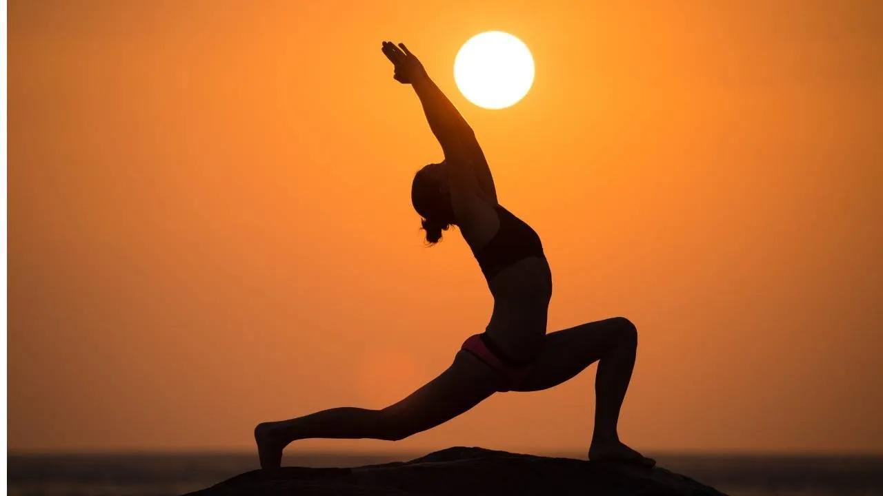 yoga Course by Meenaakshi