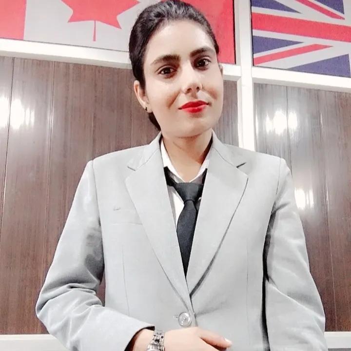 Academic Hindi & English Language Skills Course by Nisha