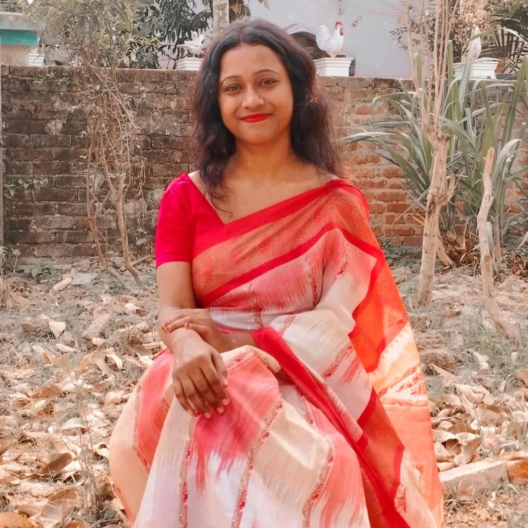 English Language & Literature Classes by Saptaparna Saha